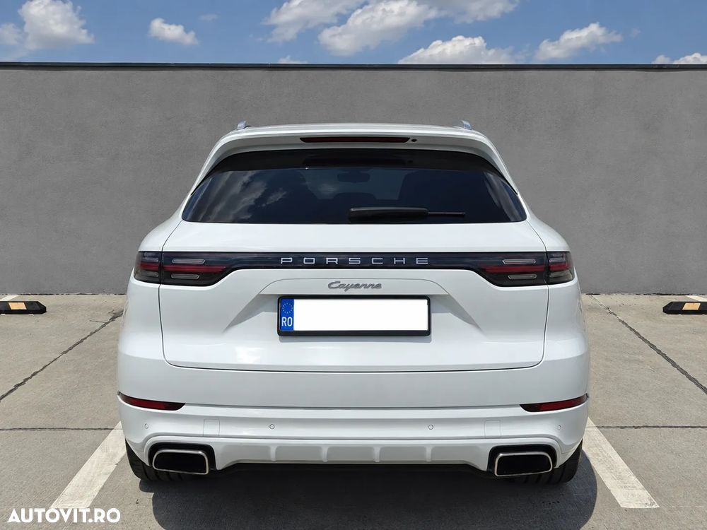 Porsche Cayenne Standard - 7