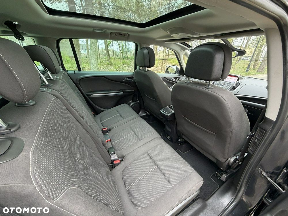 Opel Zafira - 28