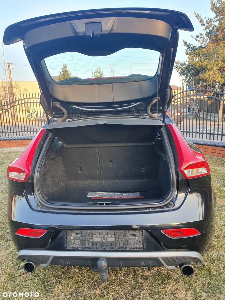 Volvo V40 D4 Drive-E R-Design Kinetic - 5