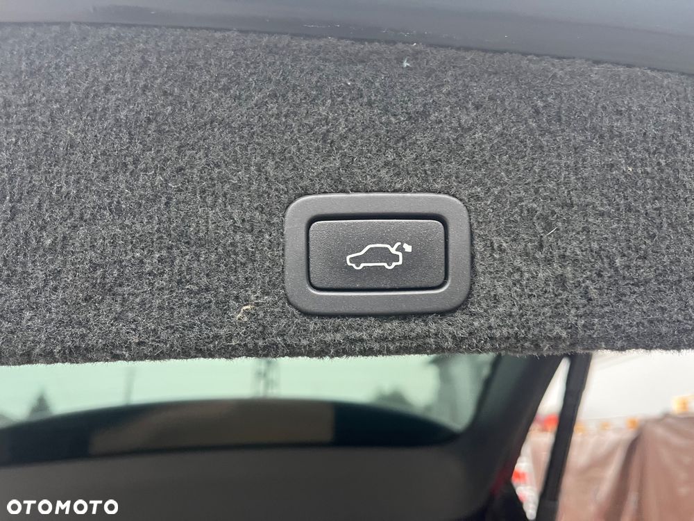 Volvo XC 60 D3 Drive-E R-Design Kinetic - 23