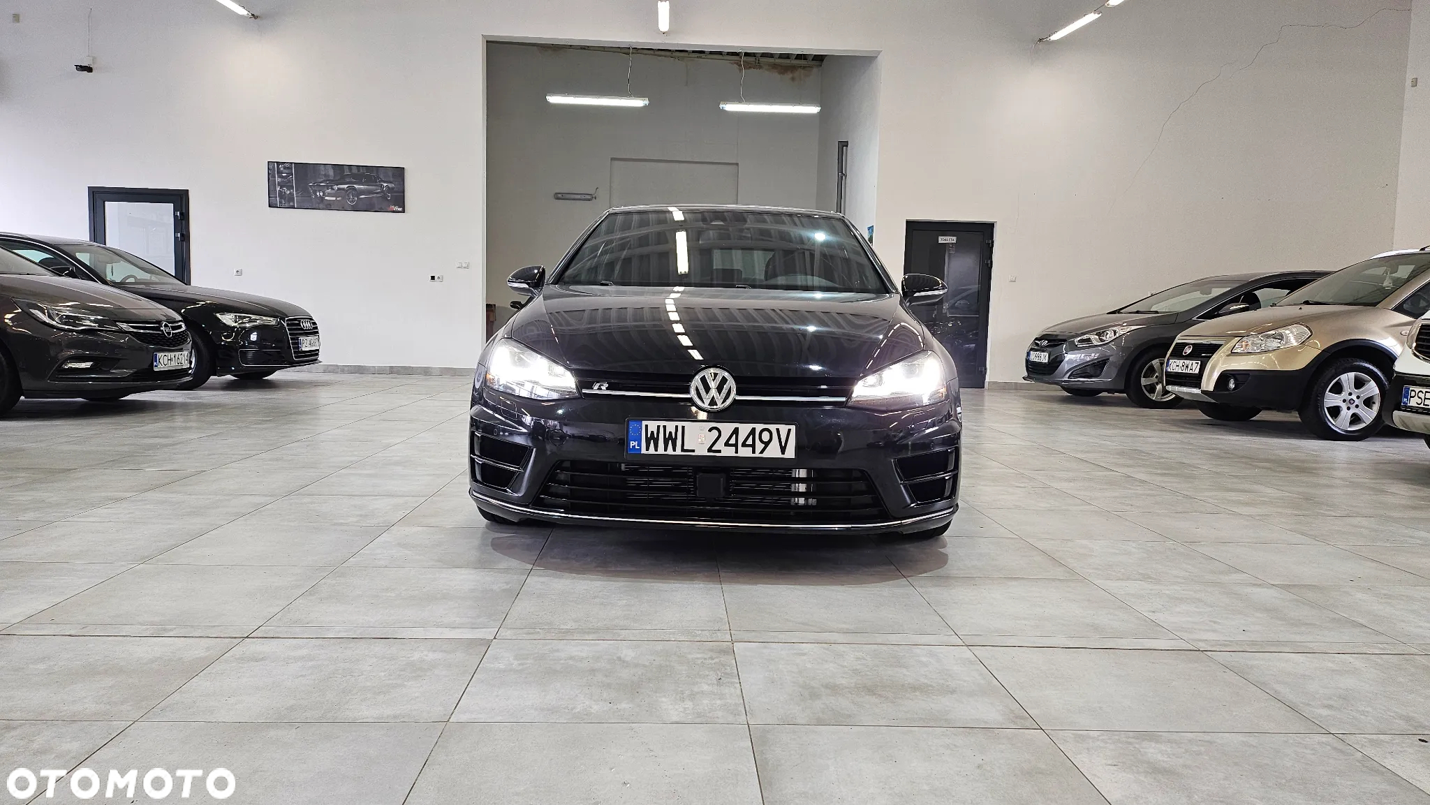 Volkswagen Golf R 4Motion BlueMotion Technology - 8