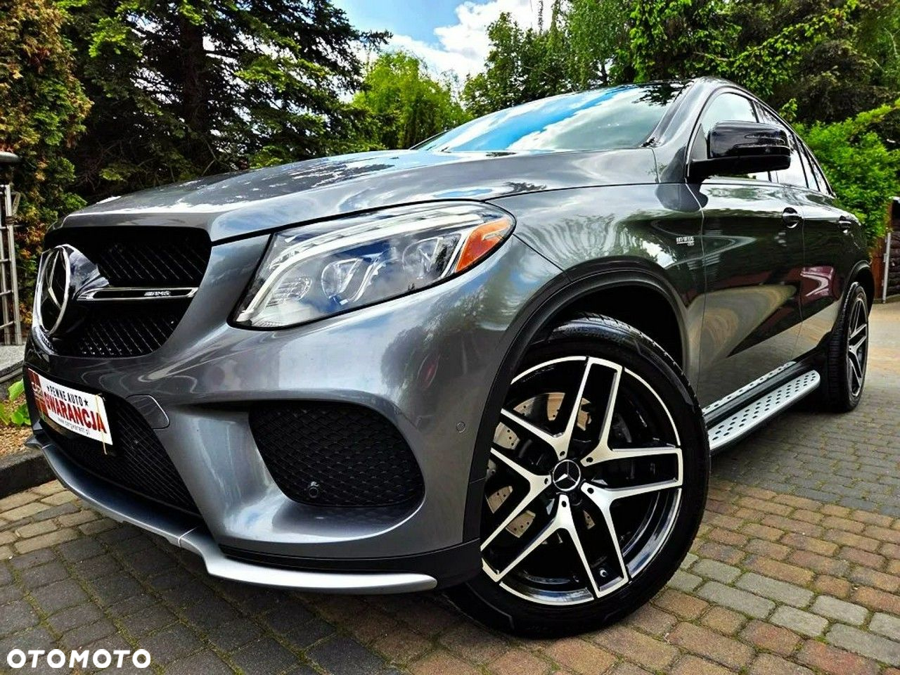 Mercedes-Benz GLE - 27