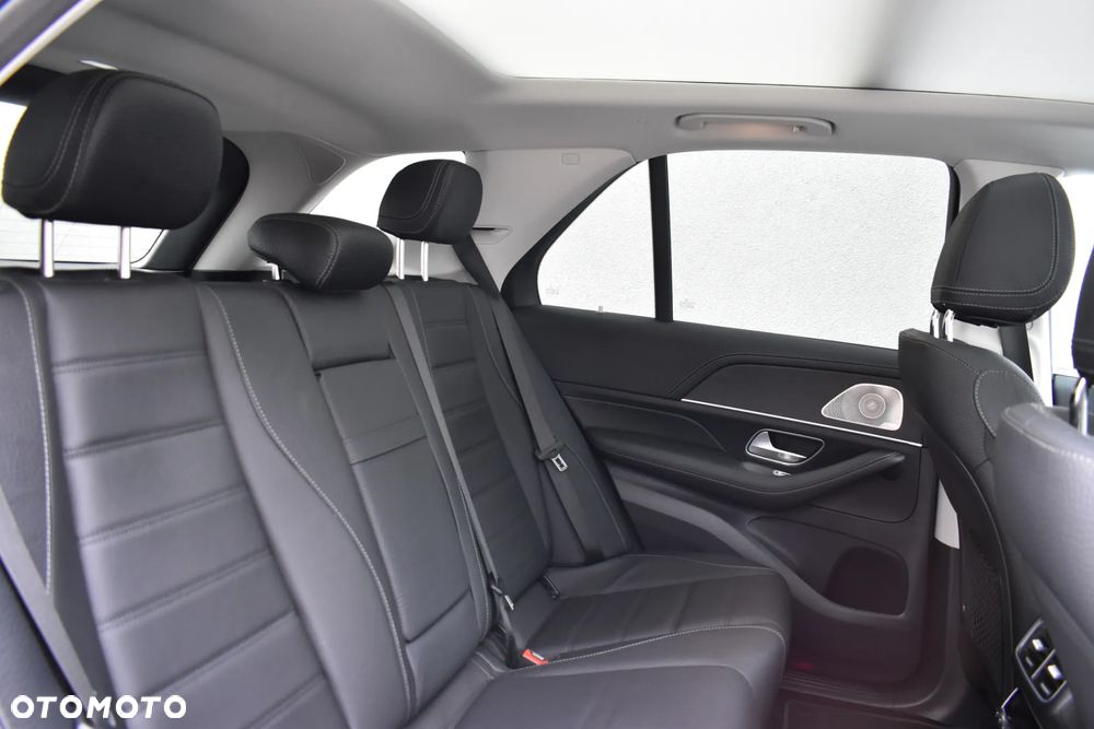 Mercedes-Benz GLE 300 d 4Matic 9G-TRONIC AMG Line Advanced Plus - 22
