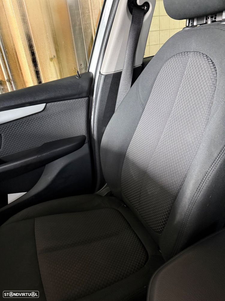 BMW 216 Gran Tourer i 7L Advantage - 28