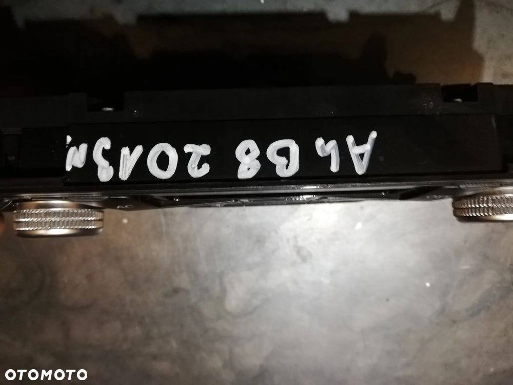 Audi A4 S4 B8 8K Panel klimatyzacji 8K2820043AH - 2