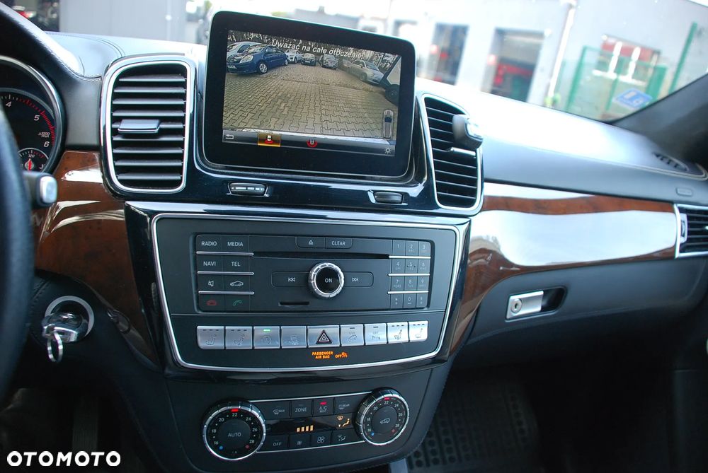 Mercedes-Benz GLE 250 d 4-Matic - 13