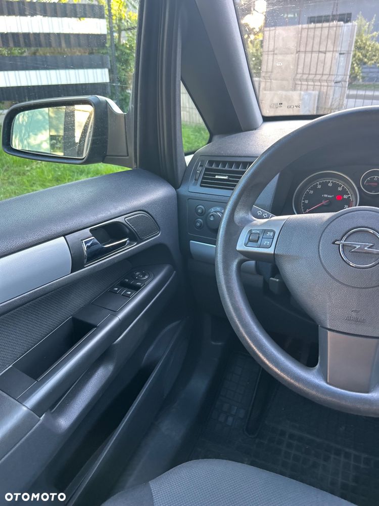 Opel Zafira 1.8 Cosmo - 13