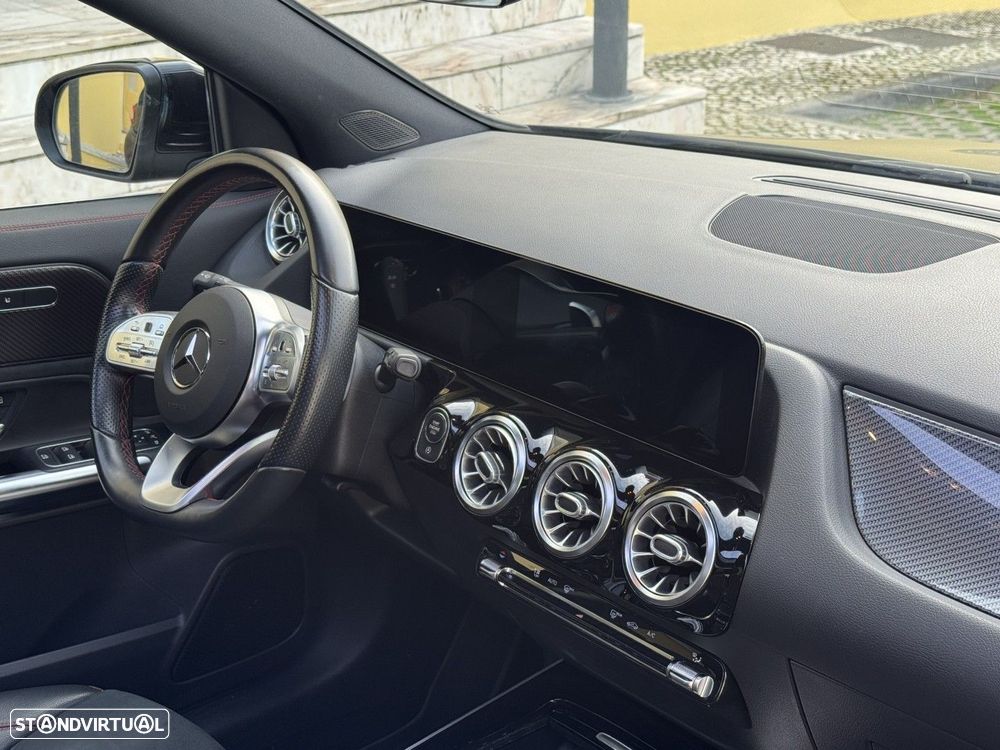 Mercedes-Benz GLA 250 4Matic AMG Line - 21