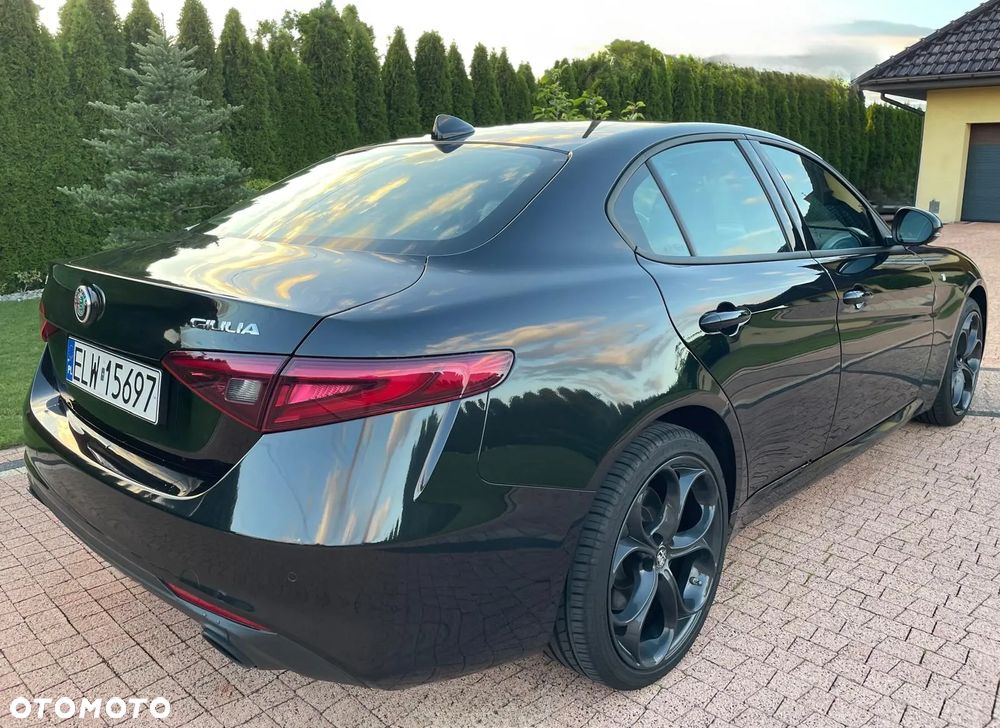 Alfa Romeo Giulia 2.0 Turbo TI Q4 - 8