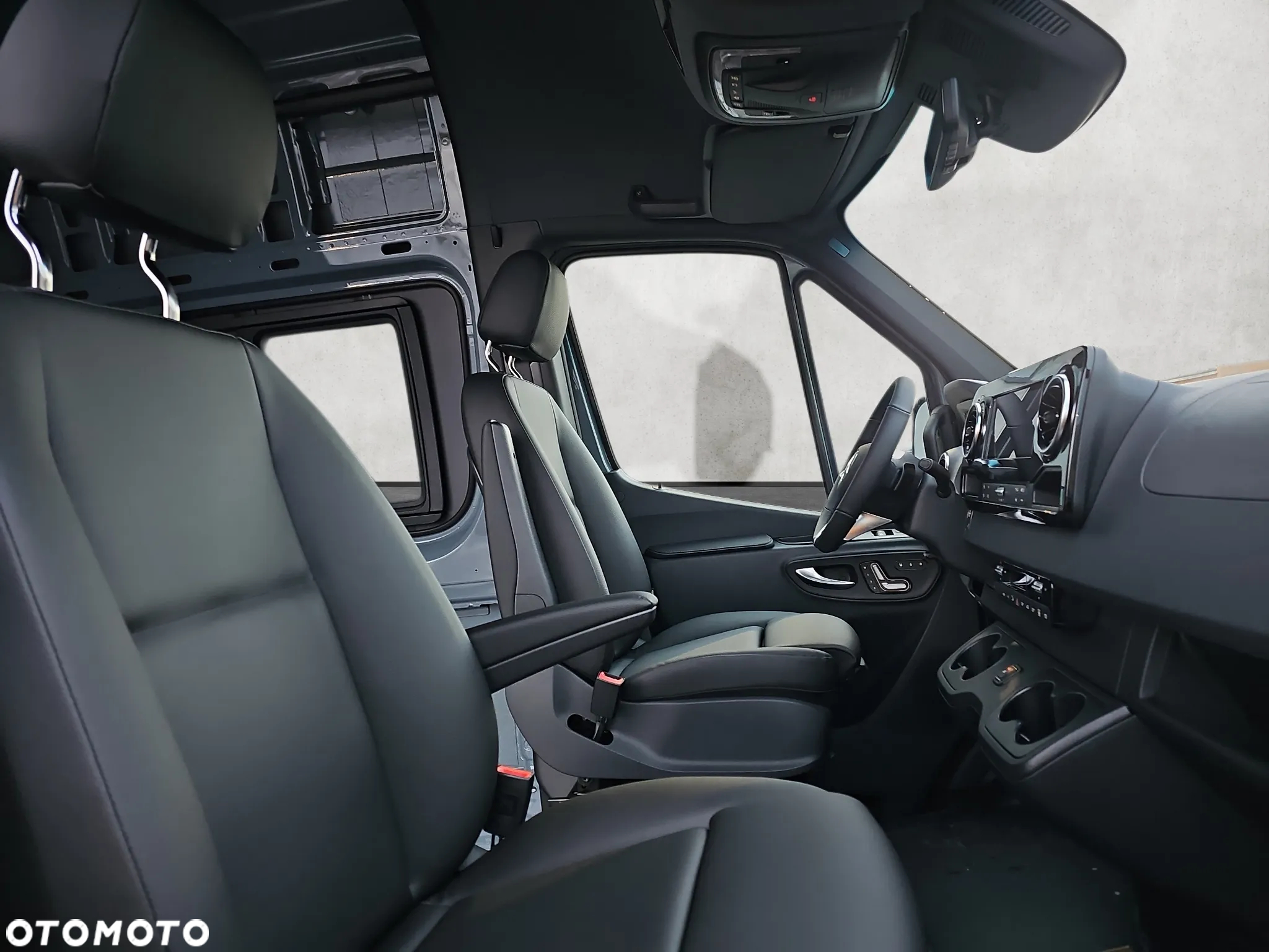 Mercedes-Benz Sprinter 419 CDI - 15