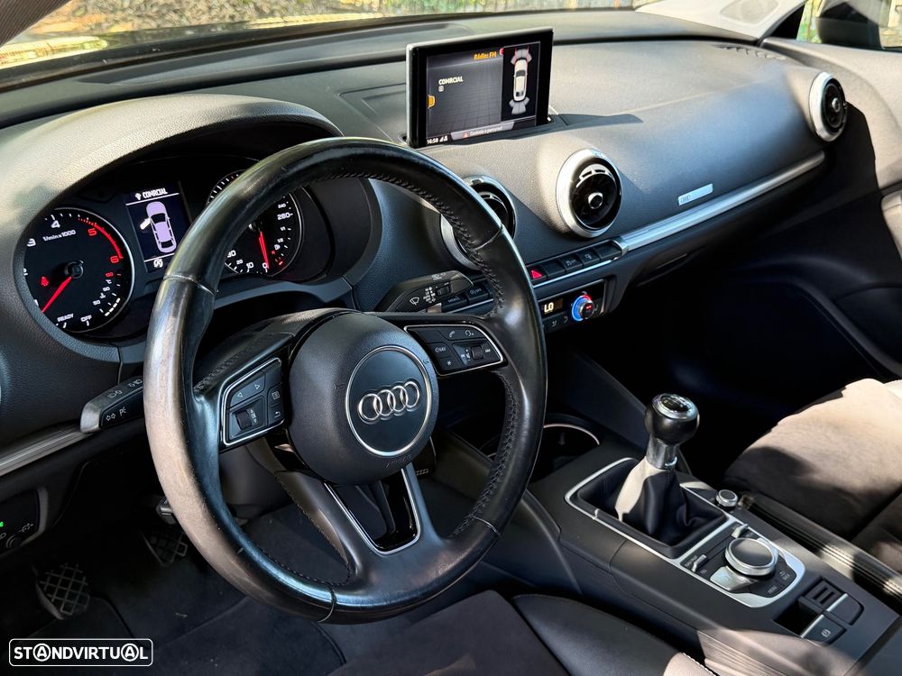 Audi A3 Limousine 1.6 TDI S-line - 19