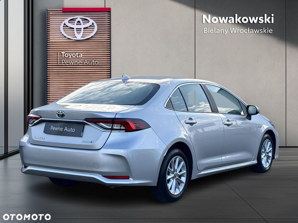 Toyota Corolla 1.8 Hybrid Comfort - 27