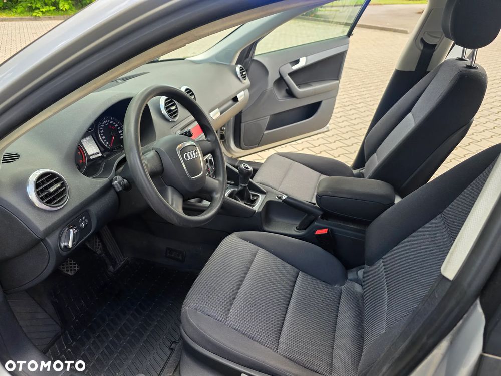 Audi A3 Sportback - 5