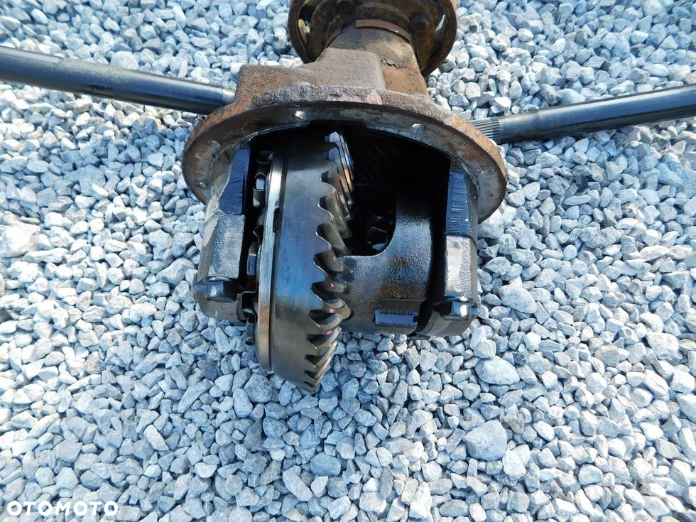 Wkład tylnego mostu główka atak 40/9 Ford Ranger I 2.5 TD Mazda B2500 - 4
