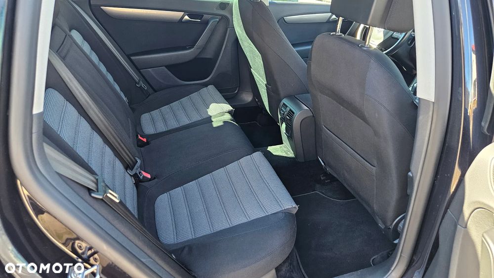 Volkswagen Passat 2.0 TDI DSG BlueMotion Technology Highline - 15