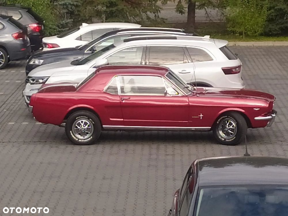 Ford Mustang - 17