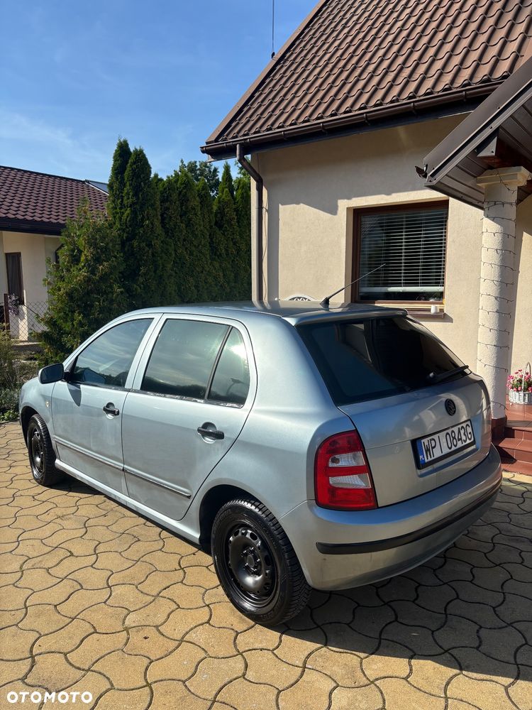 Skoda Fabia 1.4 16V Comfort - 4
