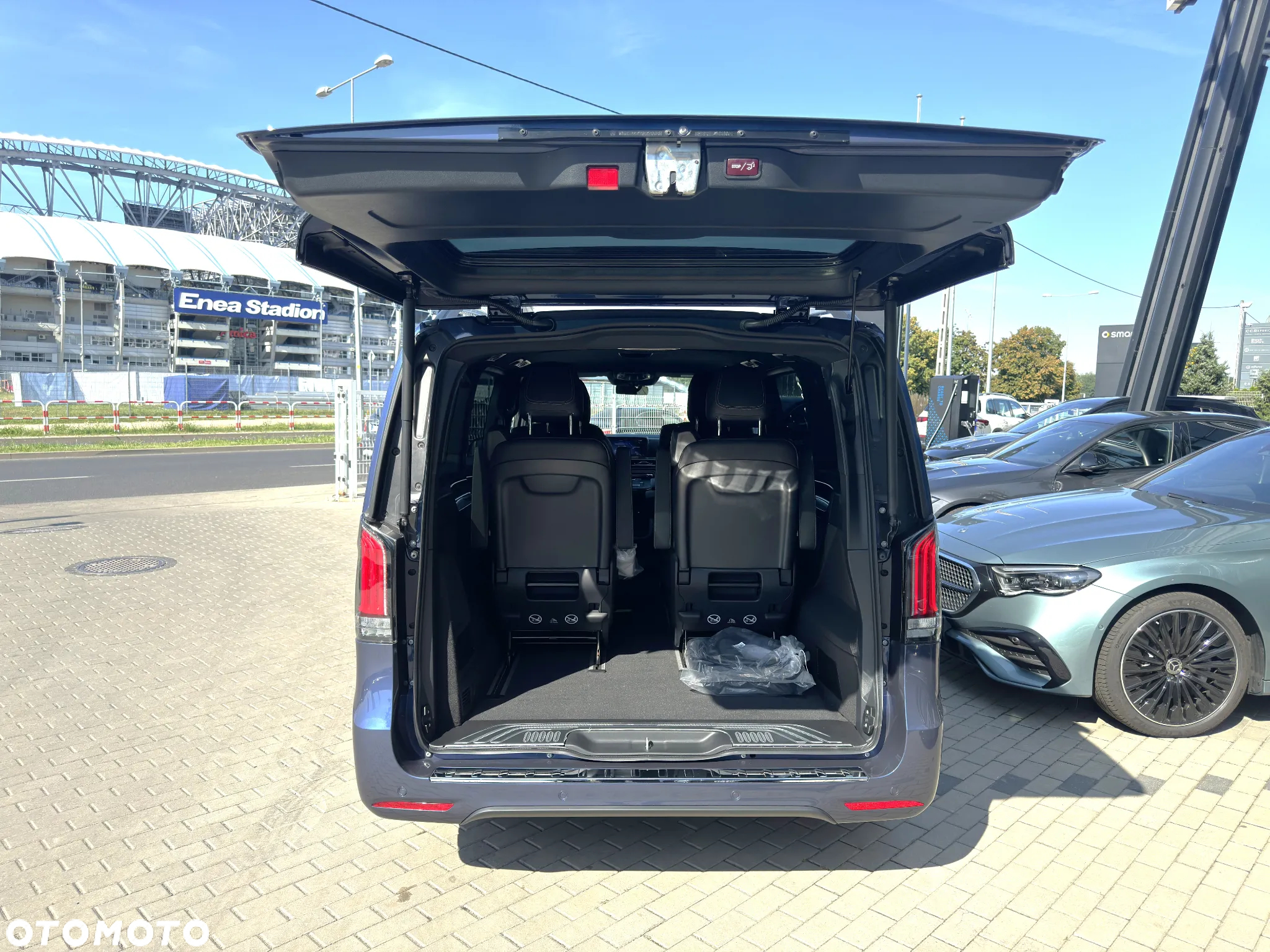 Mercedes-Benz EQV - 11