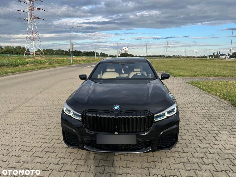 BMW Seria 7 740d xDrive mHEV sport - 2