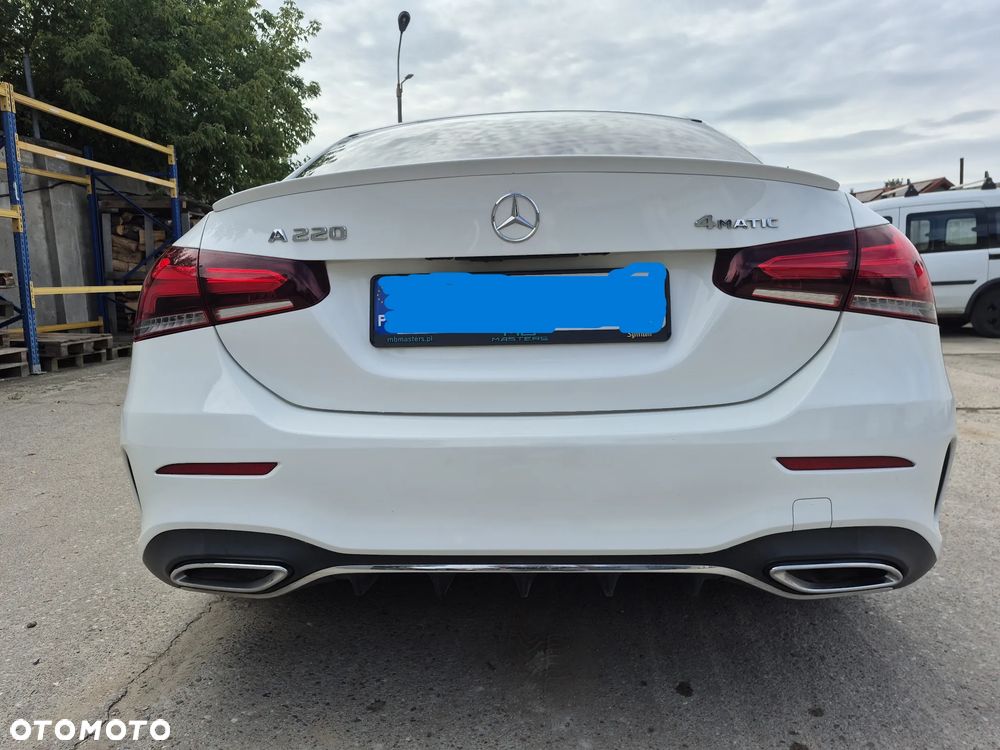 Mercedes-Benz Klasa A 220 4-Matic AMG Line 7G-DCT - 9