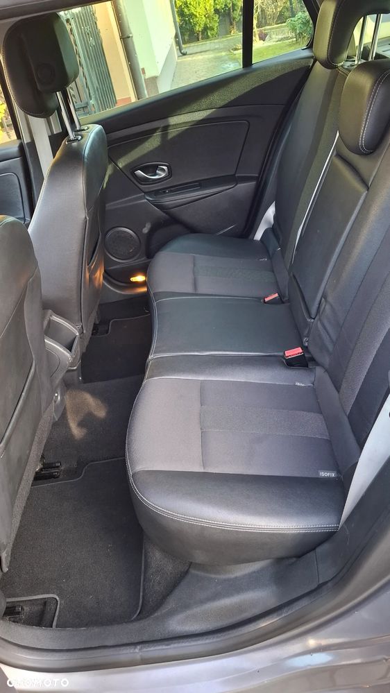 Renault Megane 1.9 dCi Bose Edition - 10