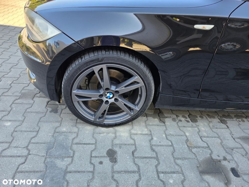 BMW Seria 1 2010 photo 2