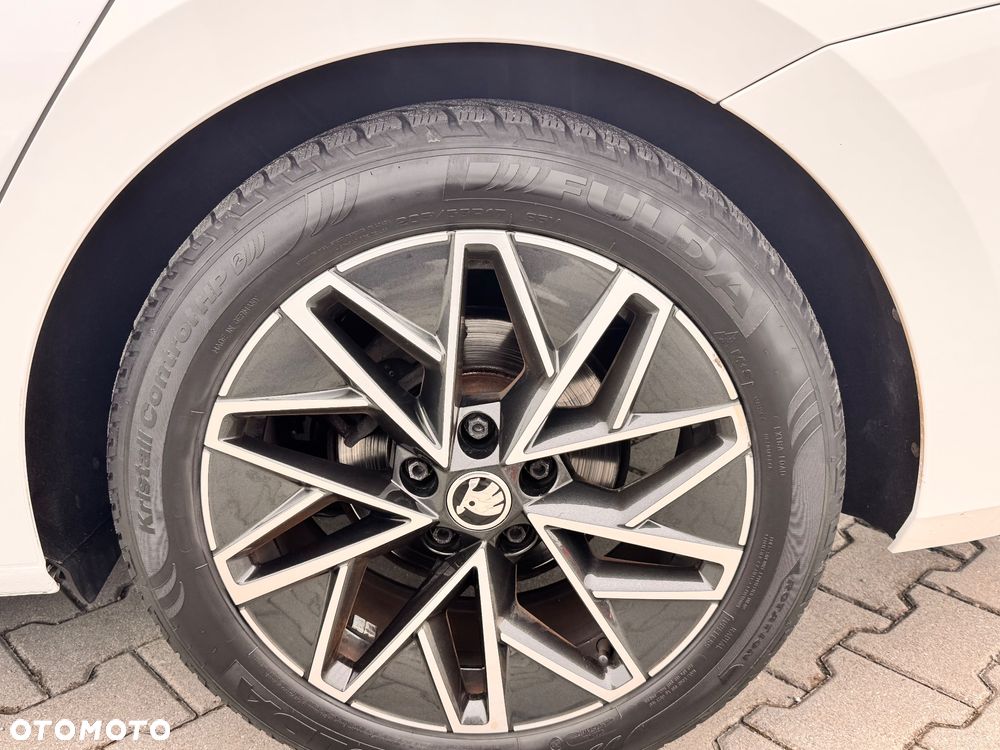 Skoda Octavia 2.0 TDI DSG First Edition - 21