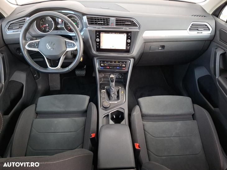 Volkswagen Tiguan - 10