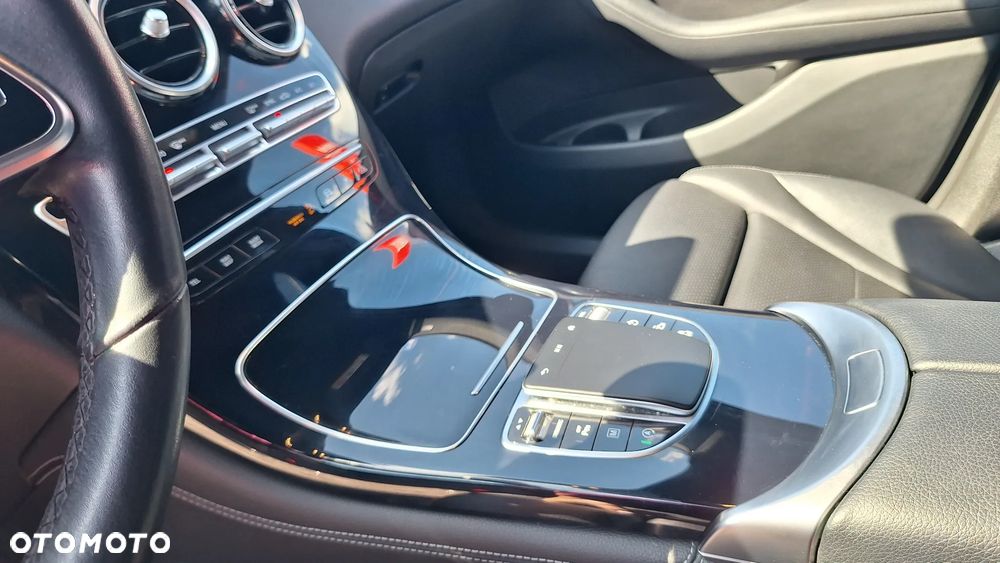 Mercedes-Benz GLC 220 d 4-Matic - 10