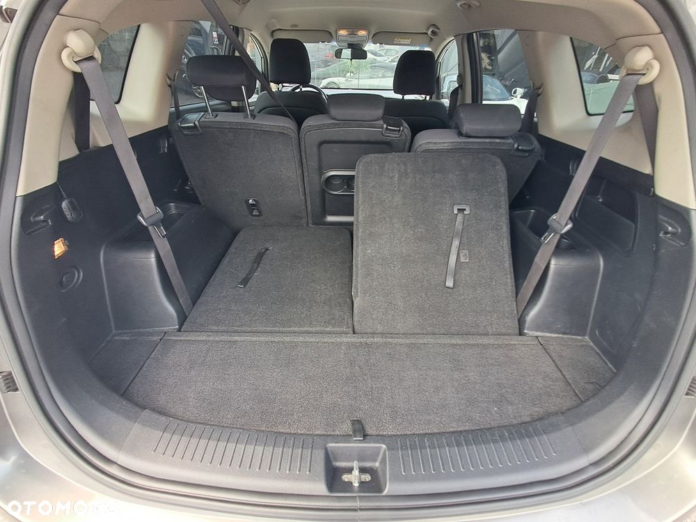 Kia Carens 1.6 GDI M 7os - 20