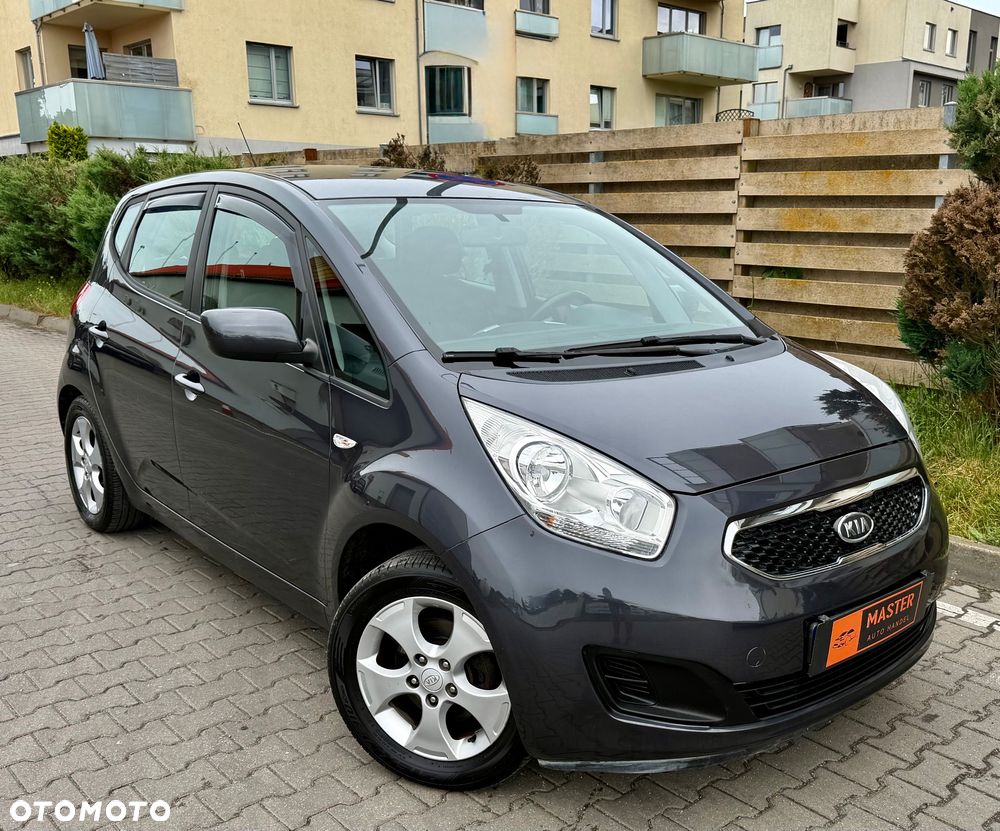 Kia Venga 1.6 L - 14