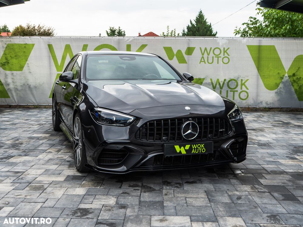MERCEDES-BENZ C-Class 2024