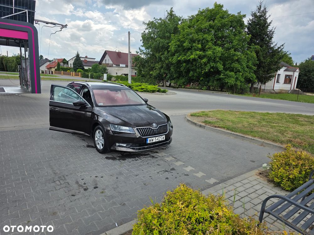 Skoda Superb 2.0 TDI Active - 6
