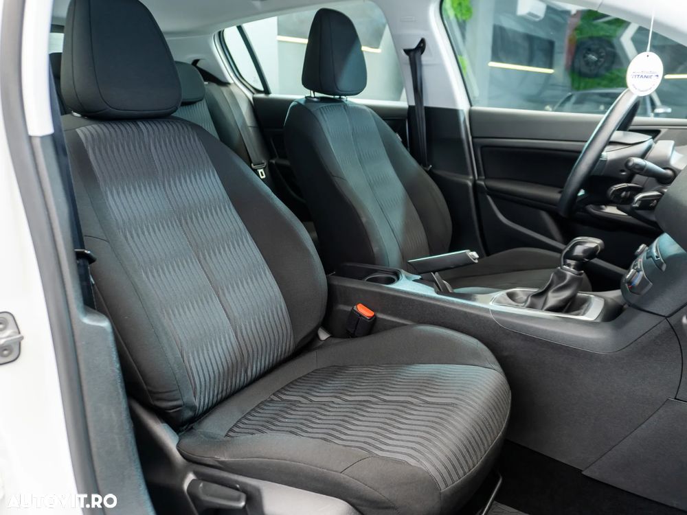 Peugeot 308 1.2 VTi Active - 9