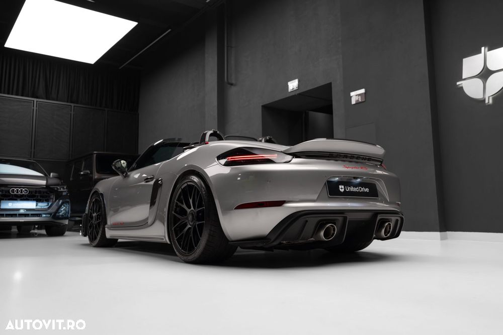 Porsche Boxster Spyder RS - 35
