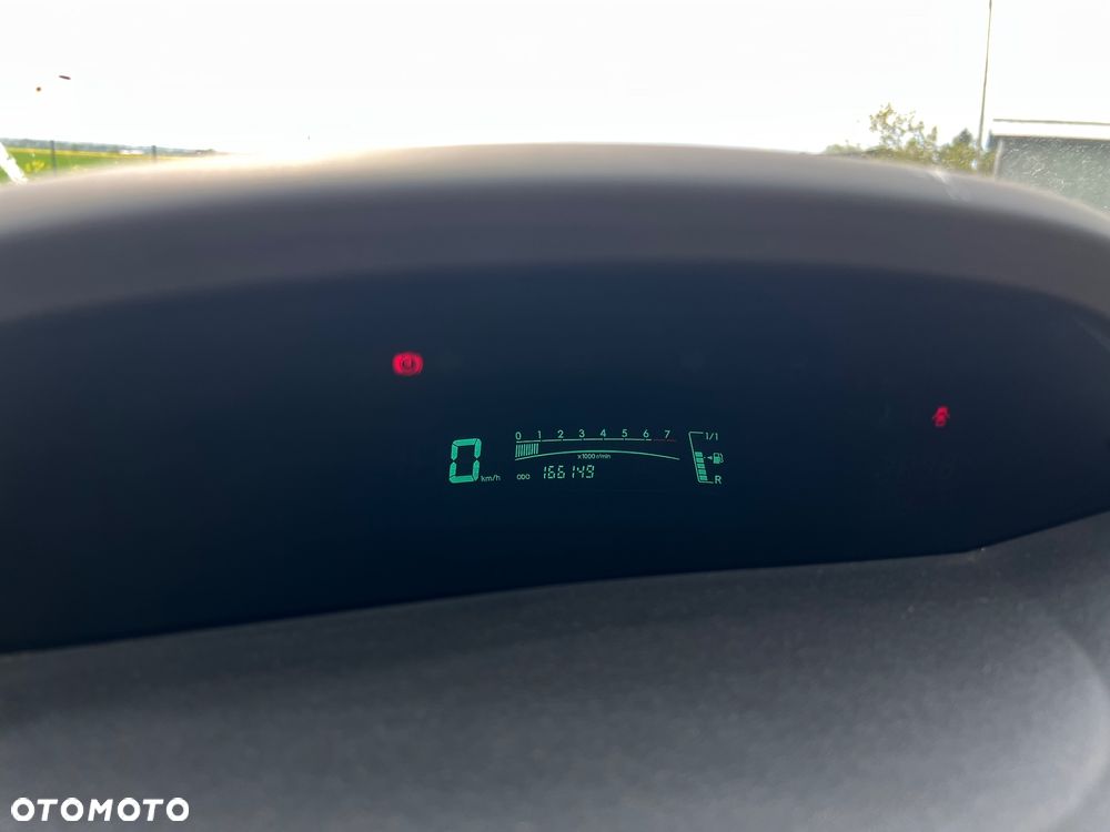 Toyota Yaris - 7