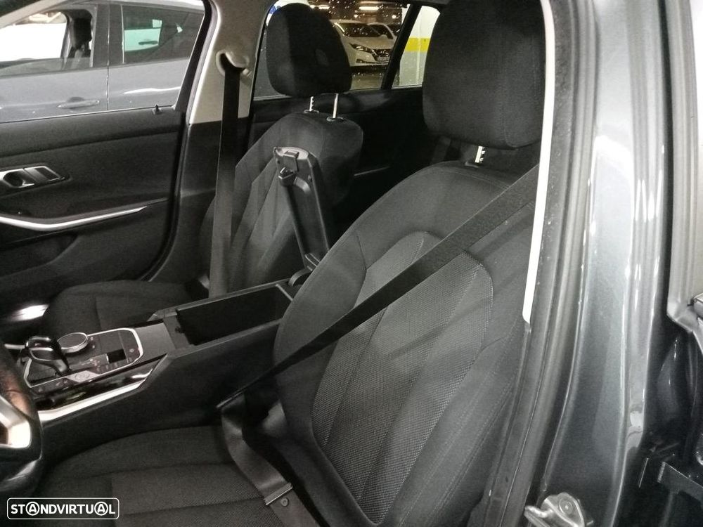 BMW 320 e Auto - 5