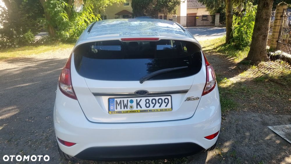 Ford Fiesta 1.25 Ambiente EU5 - 10