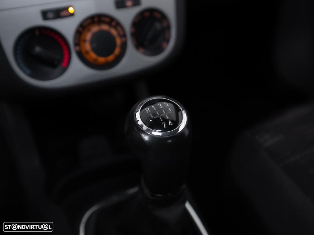 Opel Corsa - 17