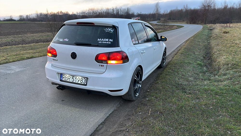 Volkswagen Golf - 5