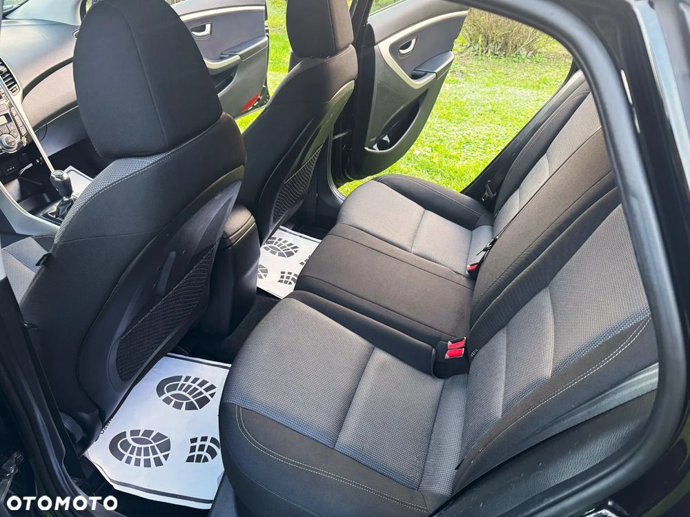 Hyundai i30 1.6 Fifa World Cup Edition - 29