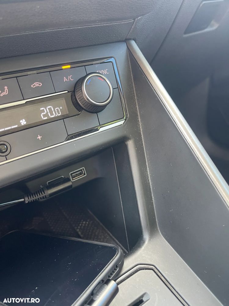 Volkswagen Polo - 24