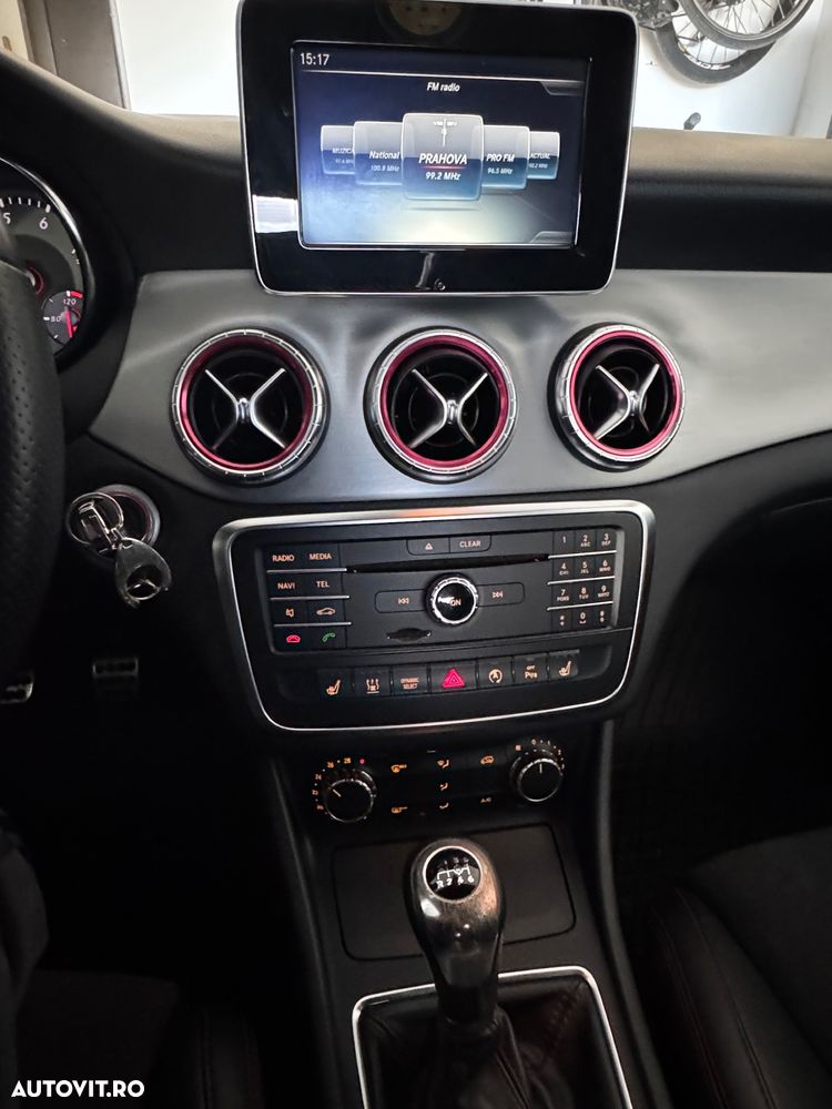 Mercedes-Benz CLA 180 SB - 2