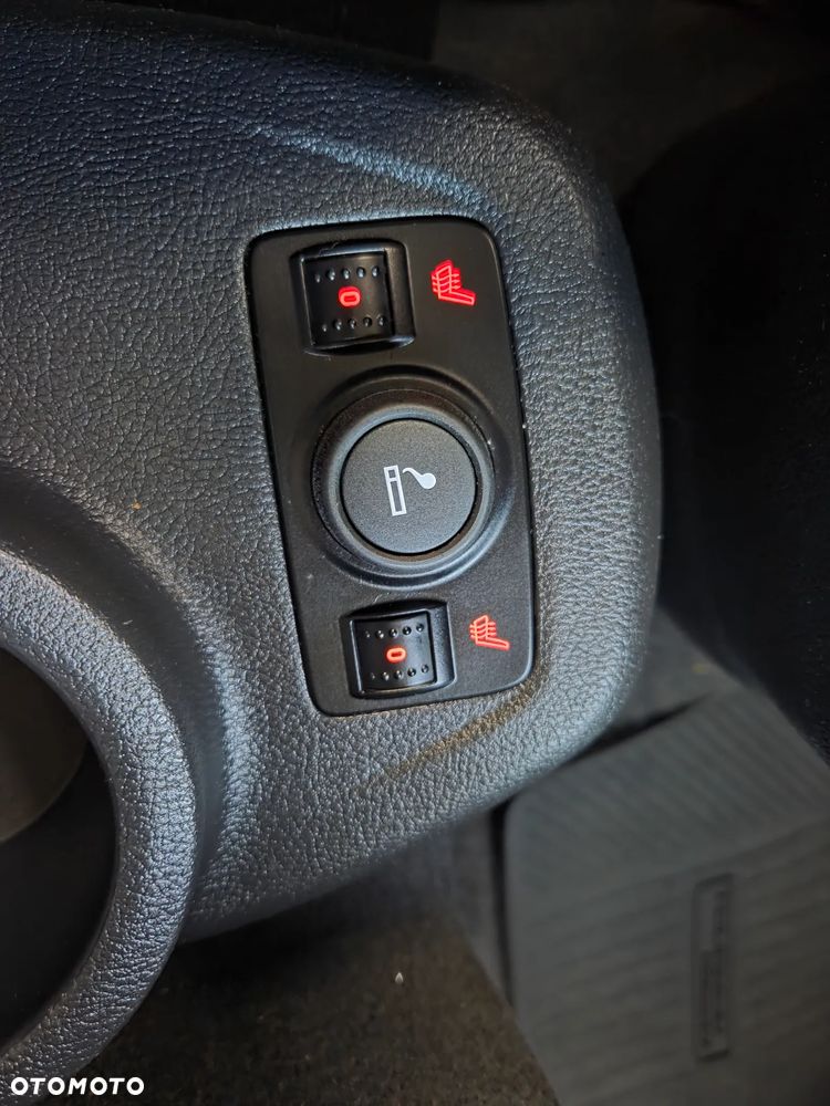 Ford Tourneo Connect Grand - 25
