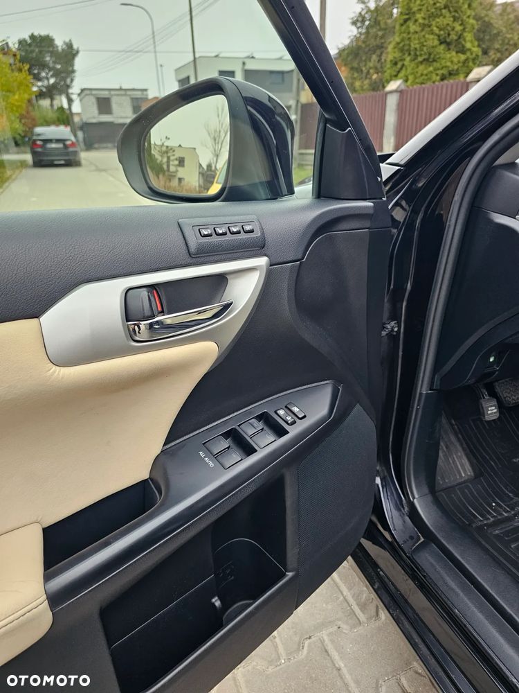 Lexus CT 200h Prestige - 10