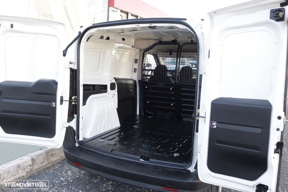 Fiat Doblo Cargo 1.6 M-Jet Easy 3Lug 105cv - 15