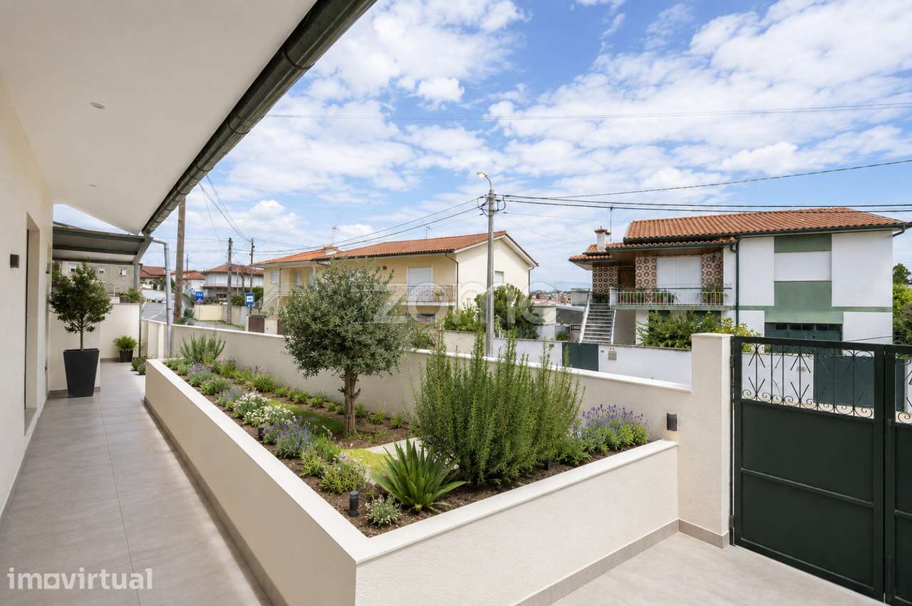 Moradia T4, em Ribeirão, Vila Nova de Famalicão - Grande imagem: 4/48