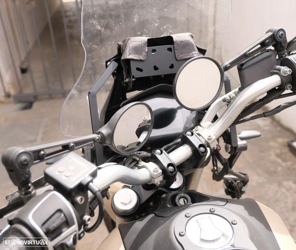 Moto Guzzi V85 V85TT Travel E4 + 5000€ acessórios - 10