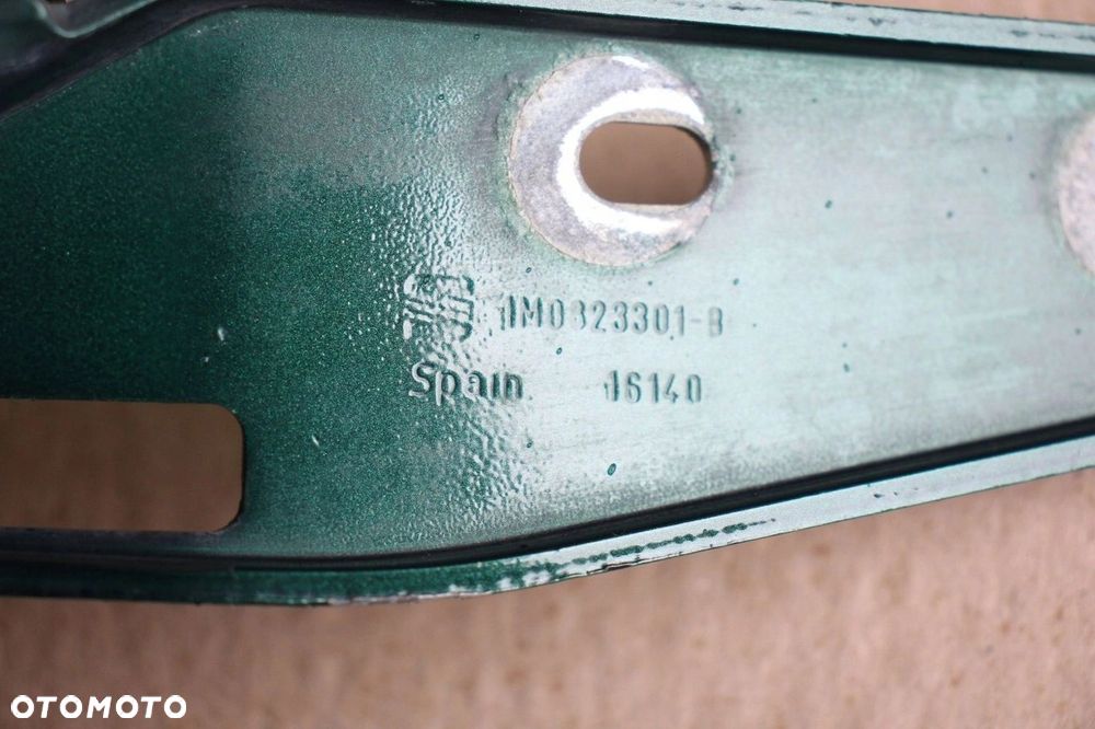 Zawias maski LEWY Seat Toledo II Leon I 1M0823301B - 3