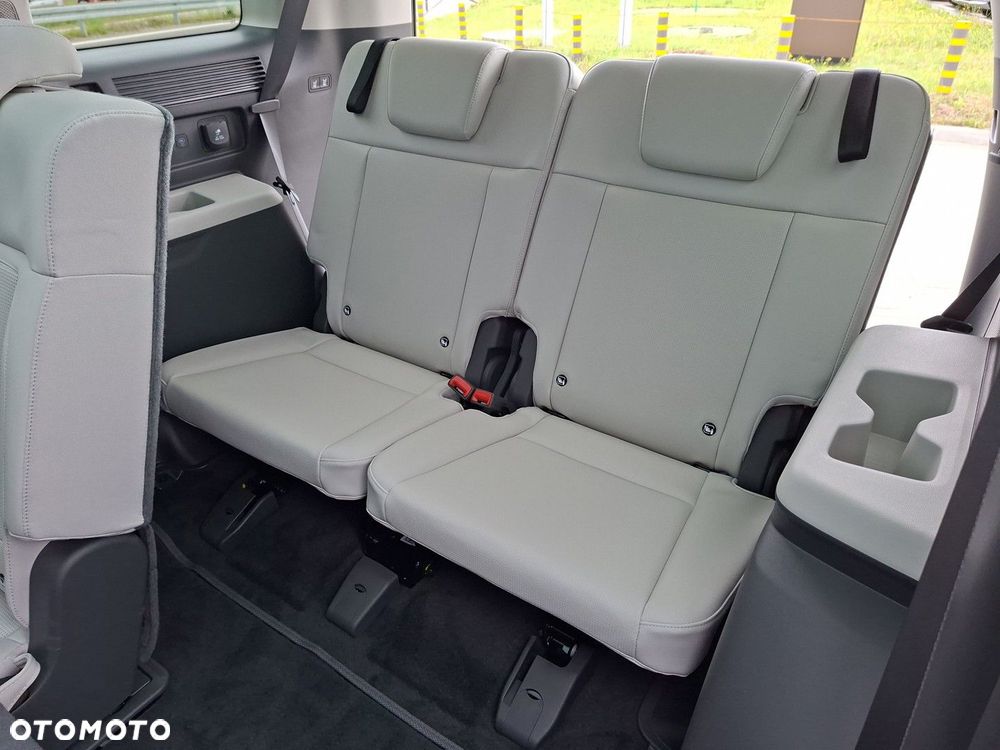 Hyundai Santa Fe 1.6 T-GDI HEV Platinum 4WD 7os - 34